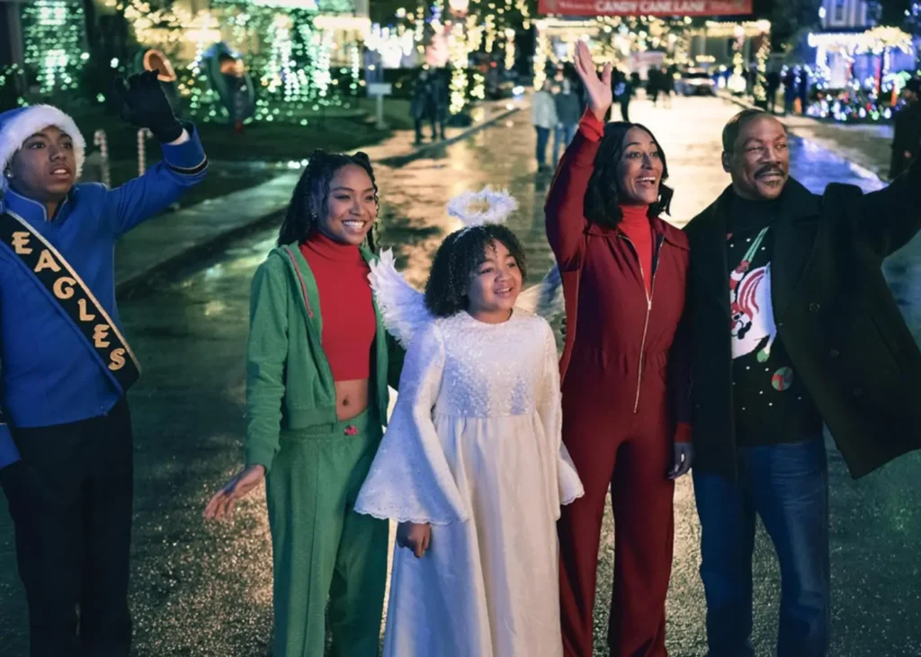 CANDY CANE LANE MOVIE (picture of a family)