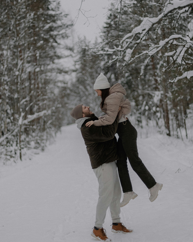 Couple a Forest in Winter